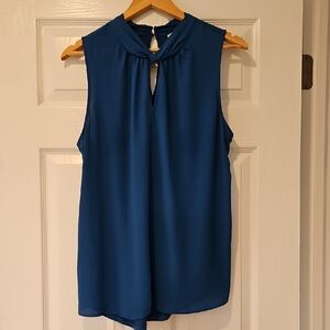 Chic Blue Blouse with Elegant Keyhole Neckline